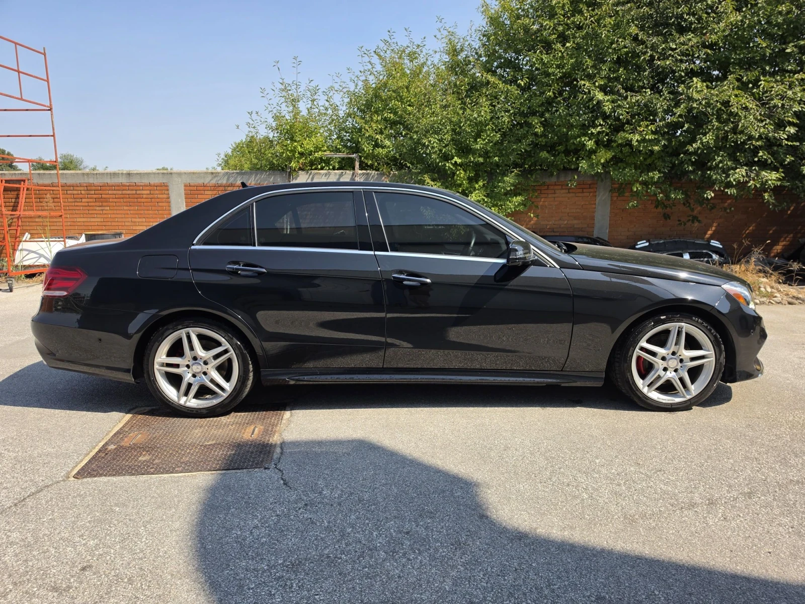 Mercedes-Benz E 350 4 MATIC, снимка 6 - Автомобили и джипове - 56232768