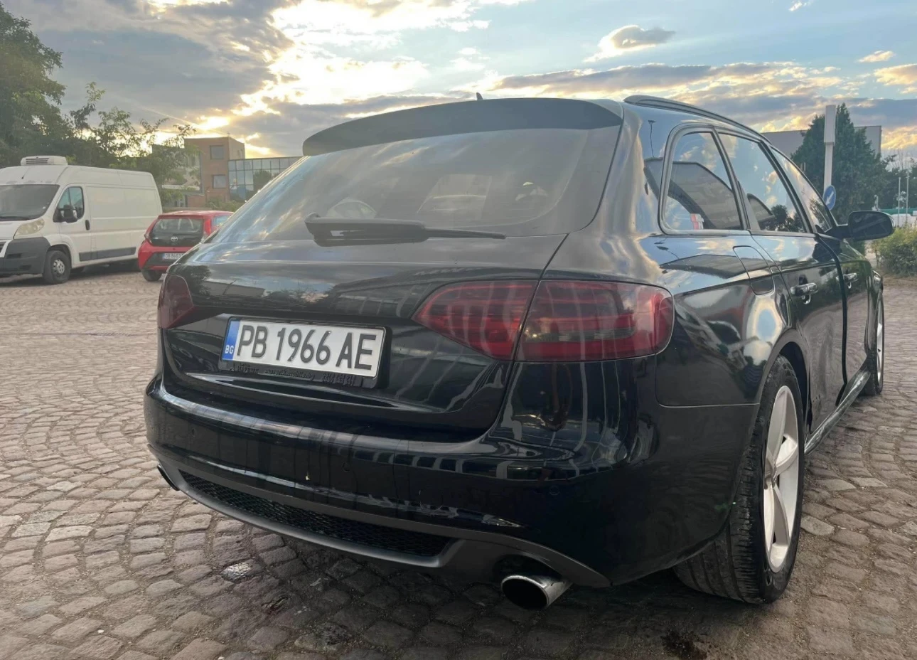 Audi A4 B8, снимка 4 - Автомобили и джипове - 56424713