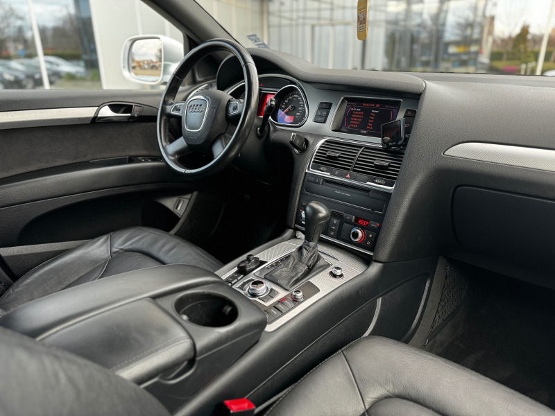 Audi Q7 3.0 TDI FACE ПРУЖИНИ СЕРВ КНИЖКА, снимка 17 - Автомобили и джипове - 44774230