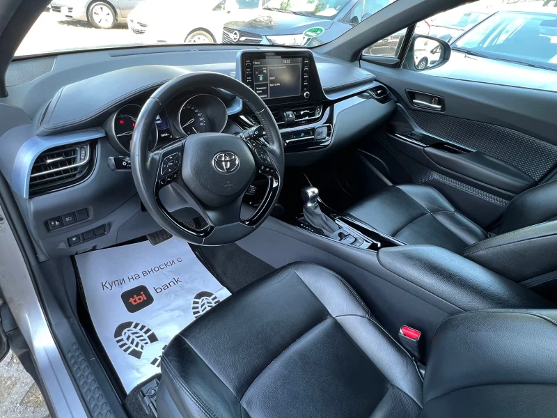 Toyota C-HR 1.8 HYBRID, снимка 7 - Автомобили и джипове - 46910145