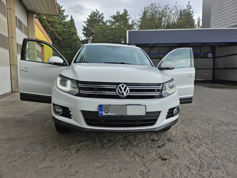 VW Tiguan, снимка 17 - Автомобили и джипове - 47395815