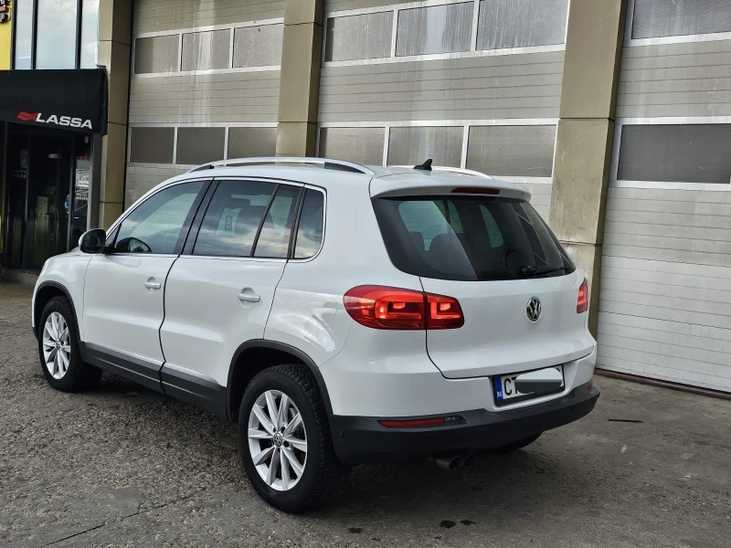 VW Tiguan, снимка 9 - Автомобили и джипове - 47395815