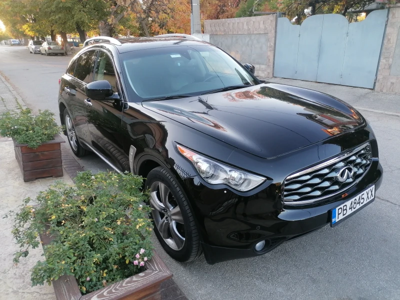 Infiniti Fx 35, снимка 2 - Автомобили и джипове - 47741758