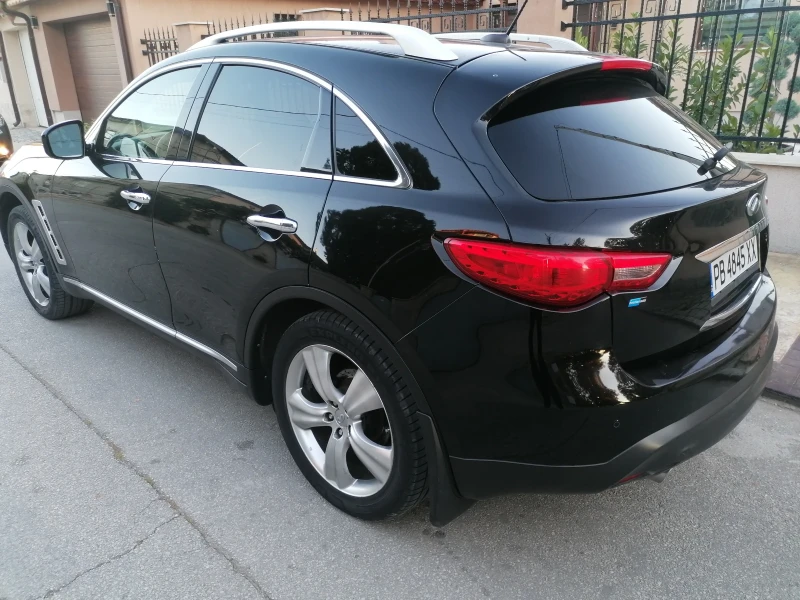 Infiniti Fx 35, снимка 4 - Автомобили и джипове - 47741758