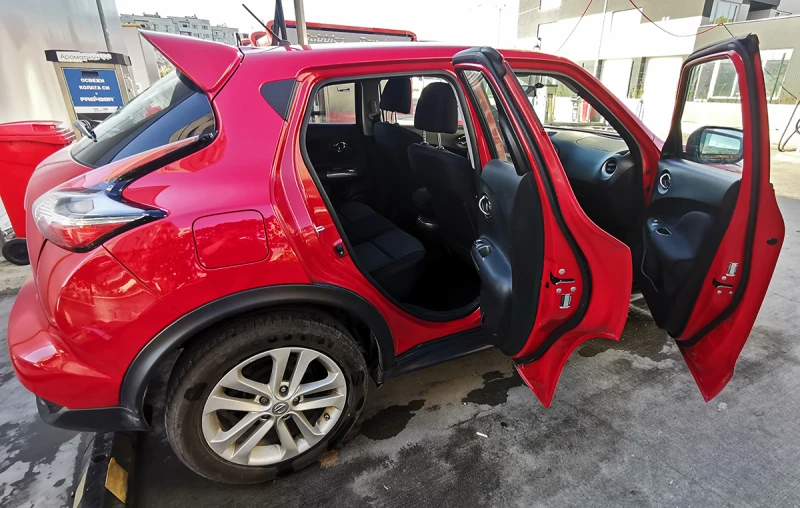 Nissan Juke 1.6 turbo, снимка 7 - Автомобили и джипове - 47781102