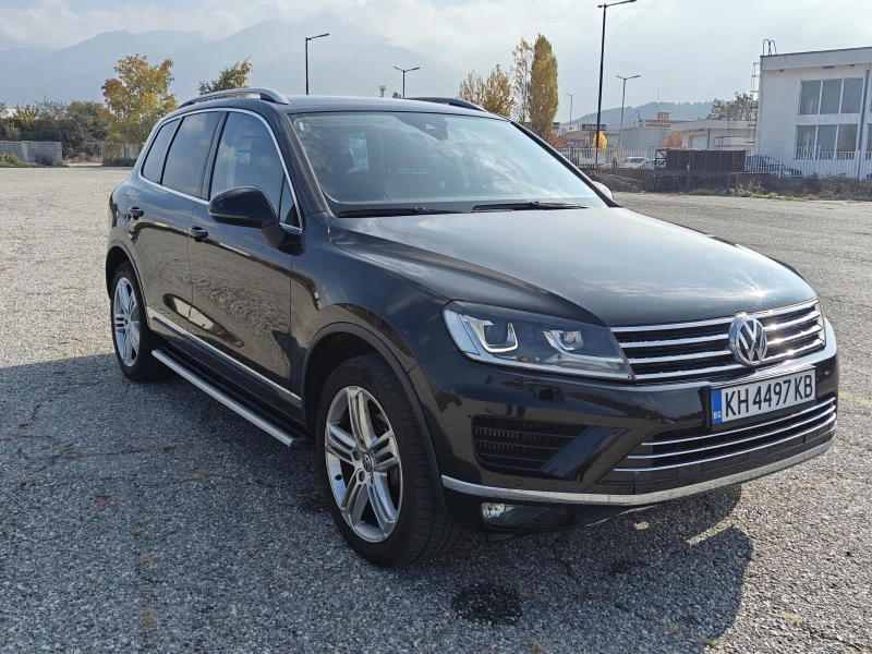 VW Touareg Face, 8скости, дистроник.......топ , снимка 2 - Автомобили и джипове - 47826930