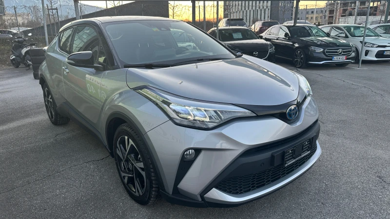 Toyota C-HR 2.0 Hybrid Trend Bi-Tone в гаранция, снимка 2 - Автомобили и джипове - 49016093