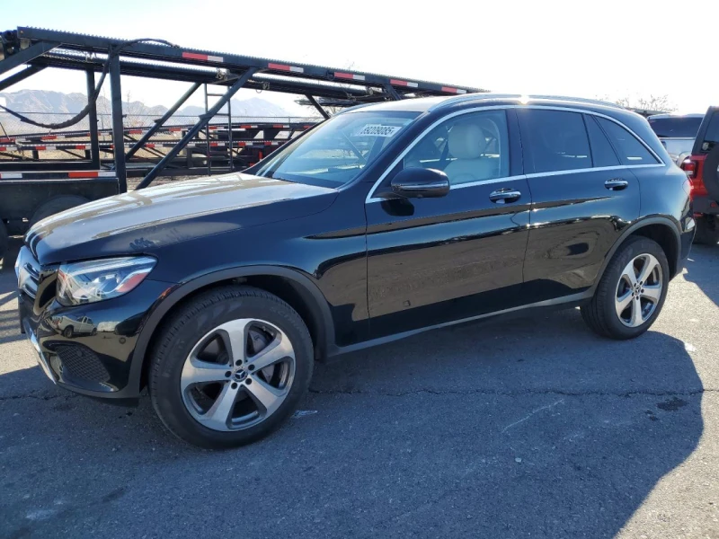 Mercedes-Benz GLC GLC 300/ПЕРФЕКТЕН, снимка 2 - Автомобили и джипове - 49125303