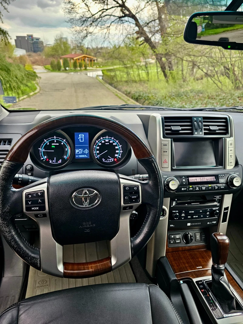 Toyota Land cruiser, снимка 6 - Автомобили и джипове - 52697760