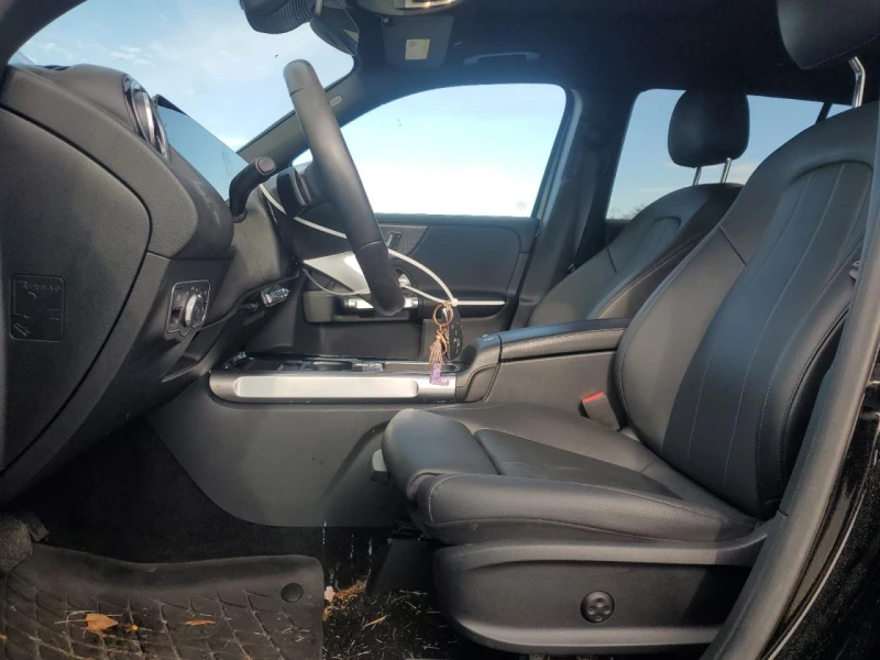 Mercedes-Benz GLB 4MATIC, снимка 7 - Автомобили и джипове - 52997560