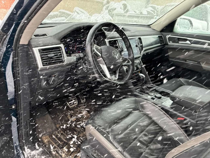 VW Atlas * Highline * CARFAX * PANO * KEYLESS * ПОДГРЕВИ, снимка 5 - Автомобили и джипове - 53577552