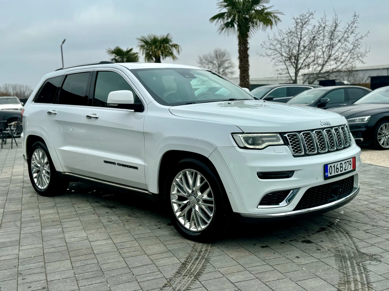 Jeep Grand cherokee 3, 0CRD FACELiFTSUMMIT&ВСИЧКИ ЕКСТРИ - изображение 2