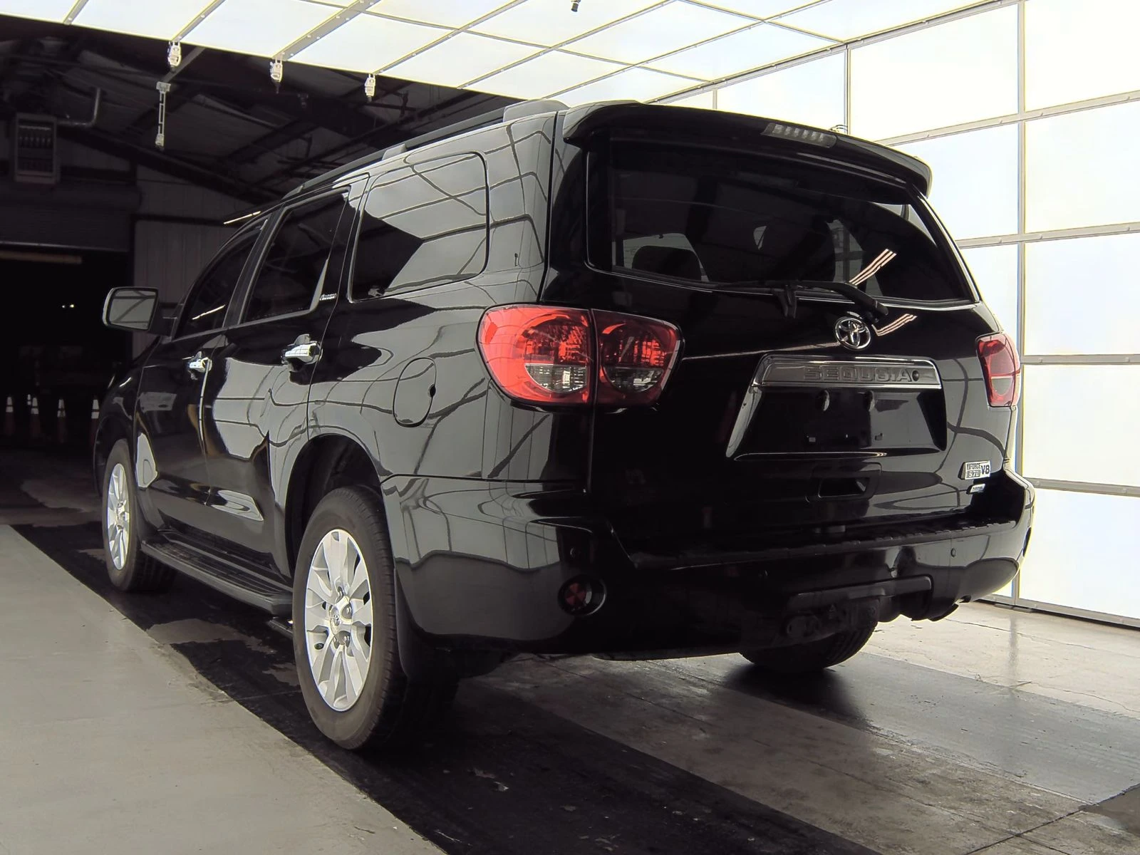 Toyota Sequoia PLATINUM 5.7* Обдух* JBL* Дистроник* 7-Места*  - изображение 6