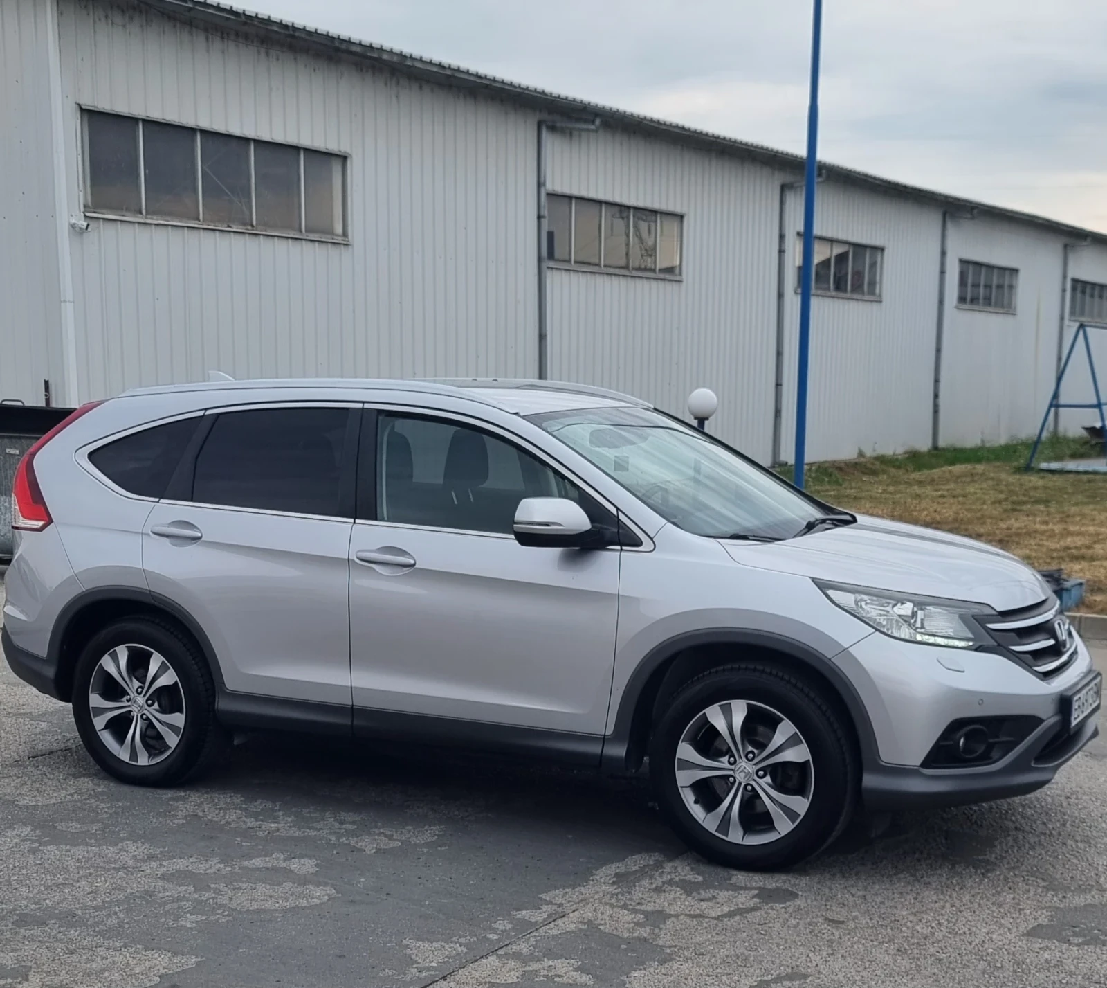 Honda Cr-v 2.2 i-dtec 150k.с. 4х4 - изображение 4