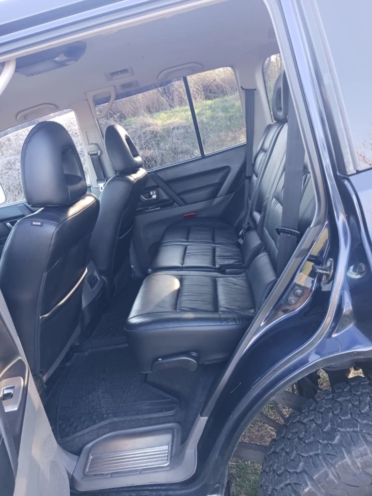 Mitsubishi Pajero GDI 3.5 - изображение 10