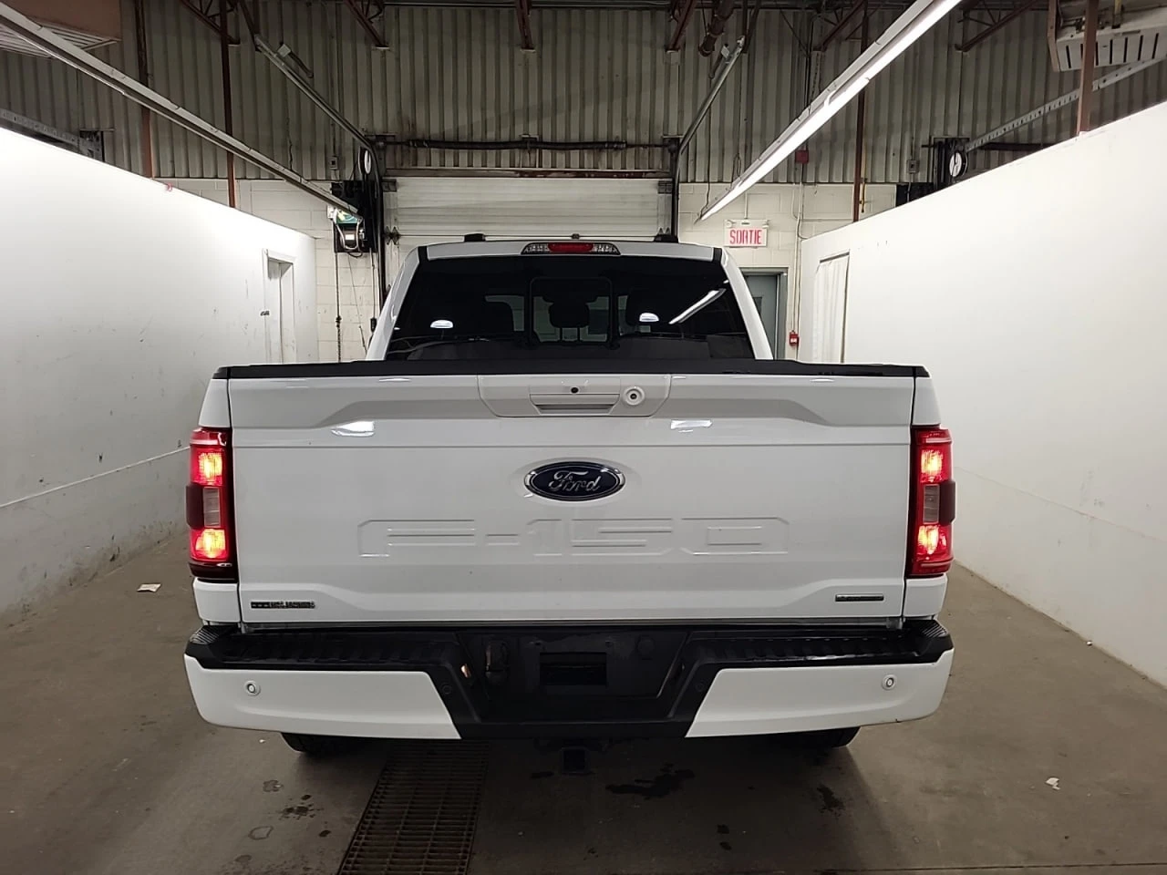 Ford F150 * АВТО КРЕДИТ* ЦЕНА ДО БГ * Сервизна история *  - изображение 6