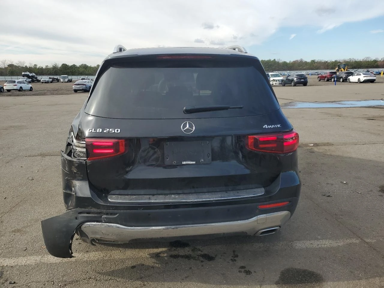 Mercedes-Benz GLB 4MATIC - изображение 5