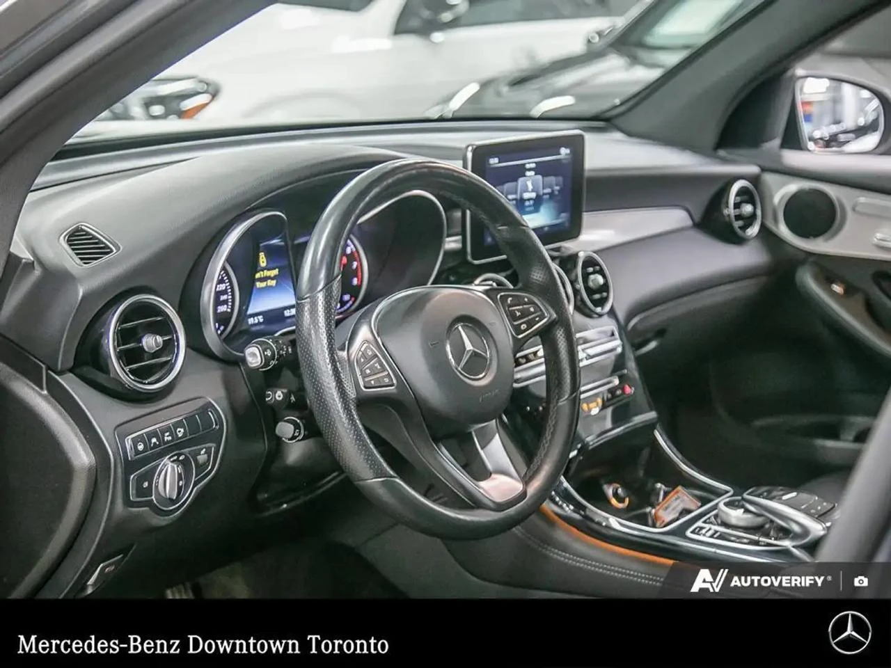 Mercedes-Benz GLC 300 * AMG PACK* DISTRONIC* 360 CAM* PANO*  | Mobile.bg � ����������� 5
