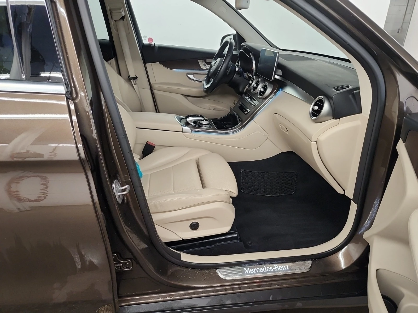 Mercedes-Benz GLC 300 4MATIC - изображение 8