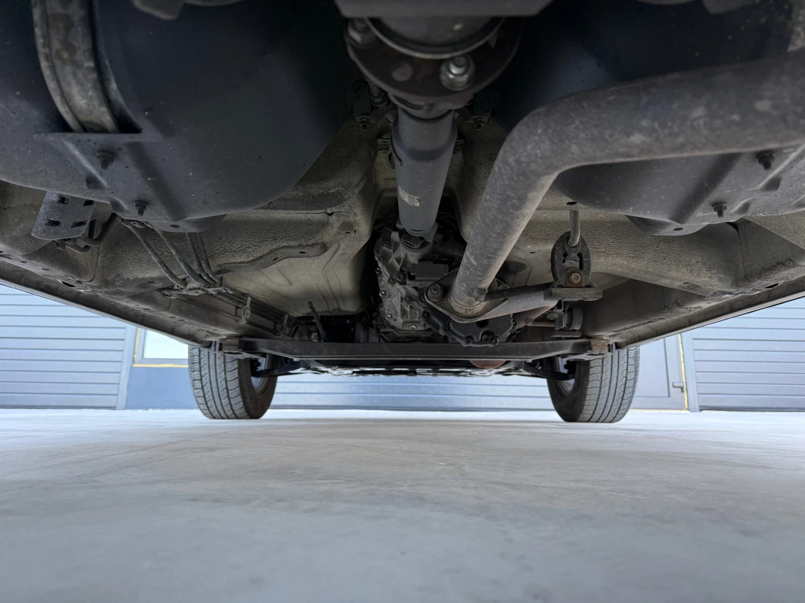 Suzuki Grand vitara 1.9DDiS, 4x4! * 100 800км* БЕЗ РЪЖДИ! Уникат!!, снимка 14 - Автомобили и джипове - 53814728