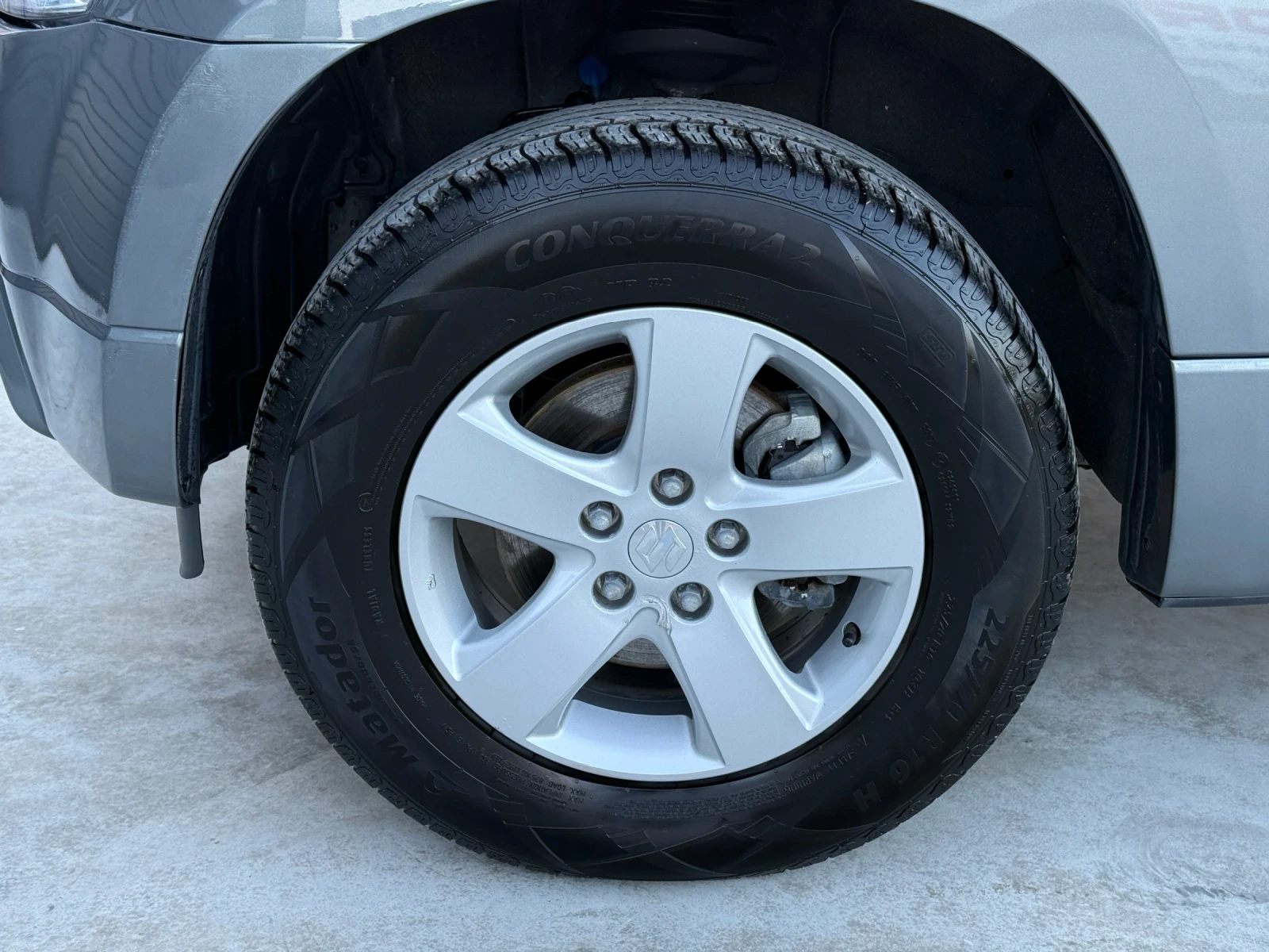 Suzuki Grand vitara 1.9DDiS, 4x4! * 100 800км* БЕЗ РЪЖДИ! Уникат!!, снимка 12 - Автомобили и джипове - 53814728