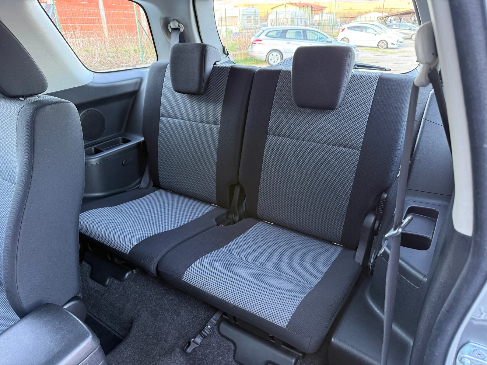 Suzuki Grand vitara 1.9DDiS, 4x4! * 100 800км* БЕЗ РЪЖДИ! Уникат!!, снимка 7 - Автомобили и джипове - 53814728