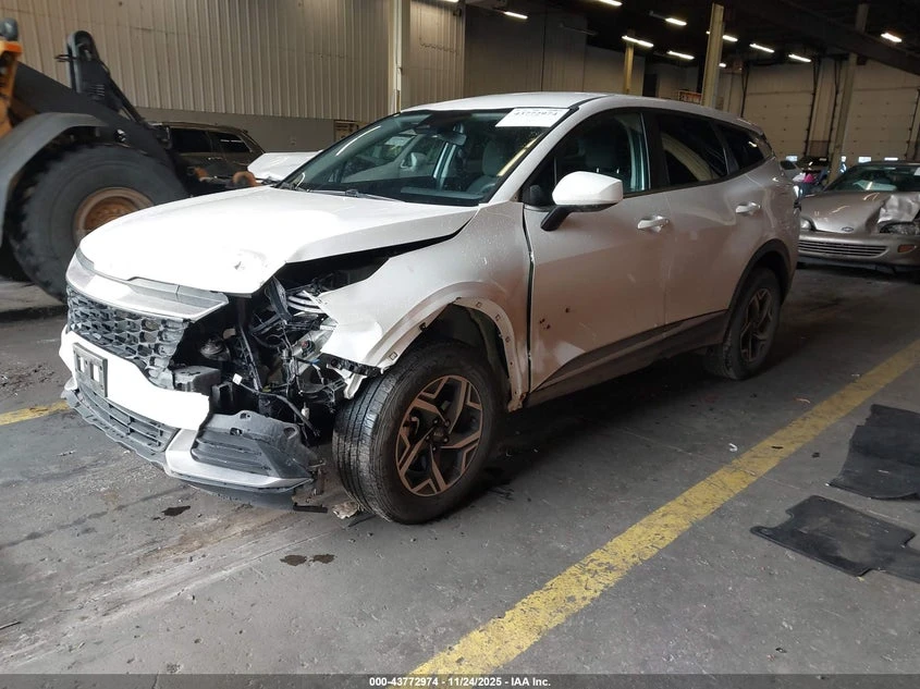 Kia Sportage 2.5L I-4 DI, DOHC, VVT, 187HP All Wheel Drive, снимка 2 - Автомобили и джипове - 53829045