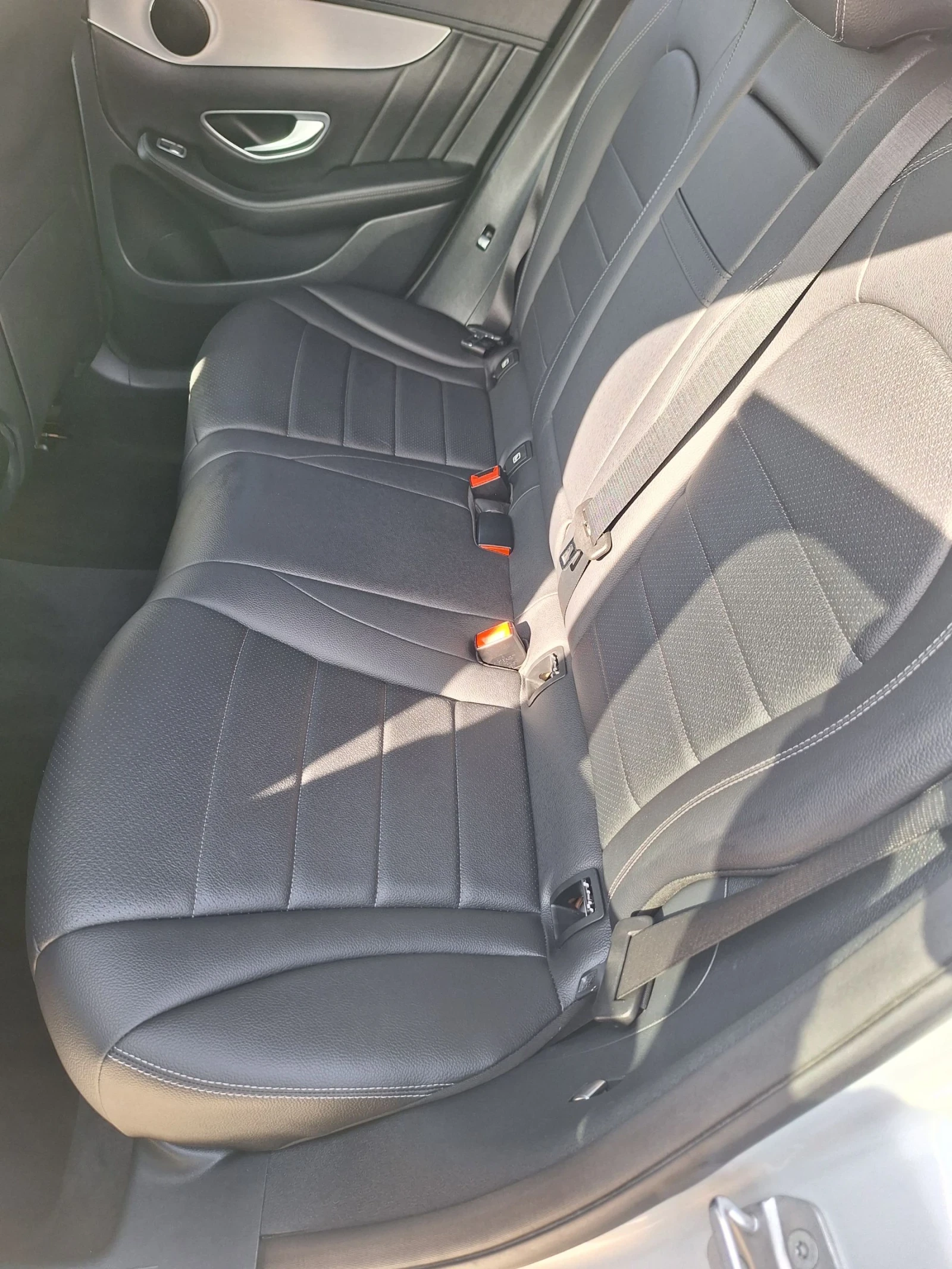 Mercedes-Benz GLC 250 Купе  204кс, снимка 12 - Автомобили и джипове - 53845254