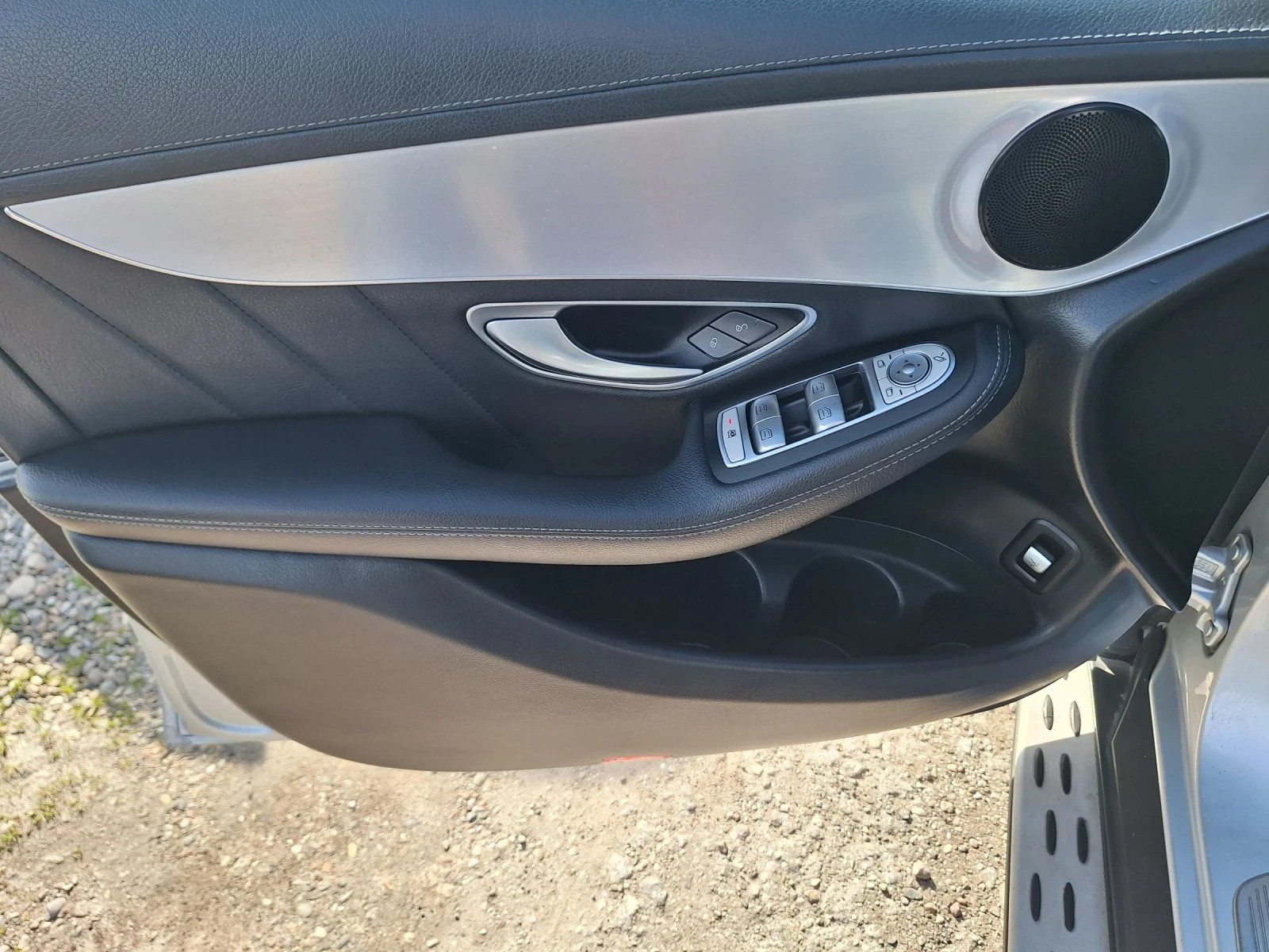 Mercedes-Benz GLC 250 Купе  204кс, снимка 8 - Автомобили и джипове - 53845254