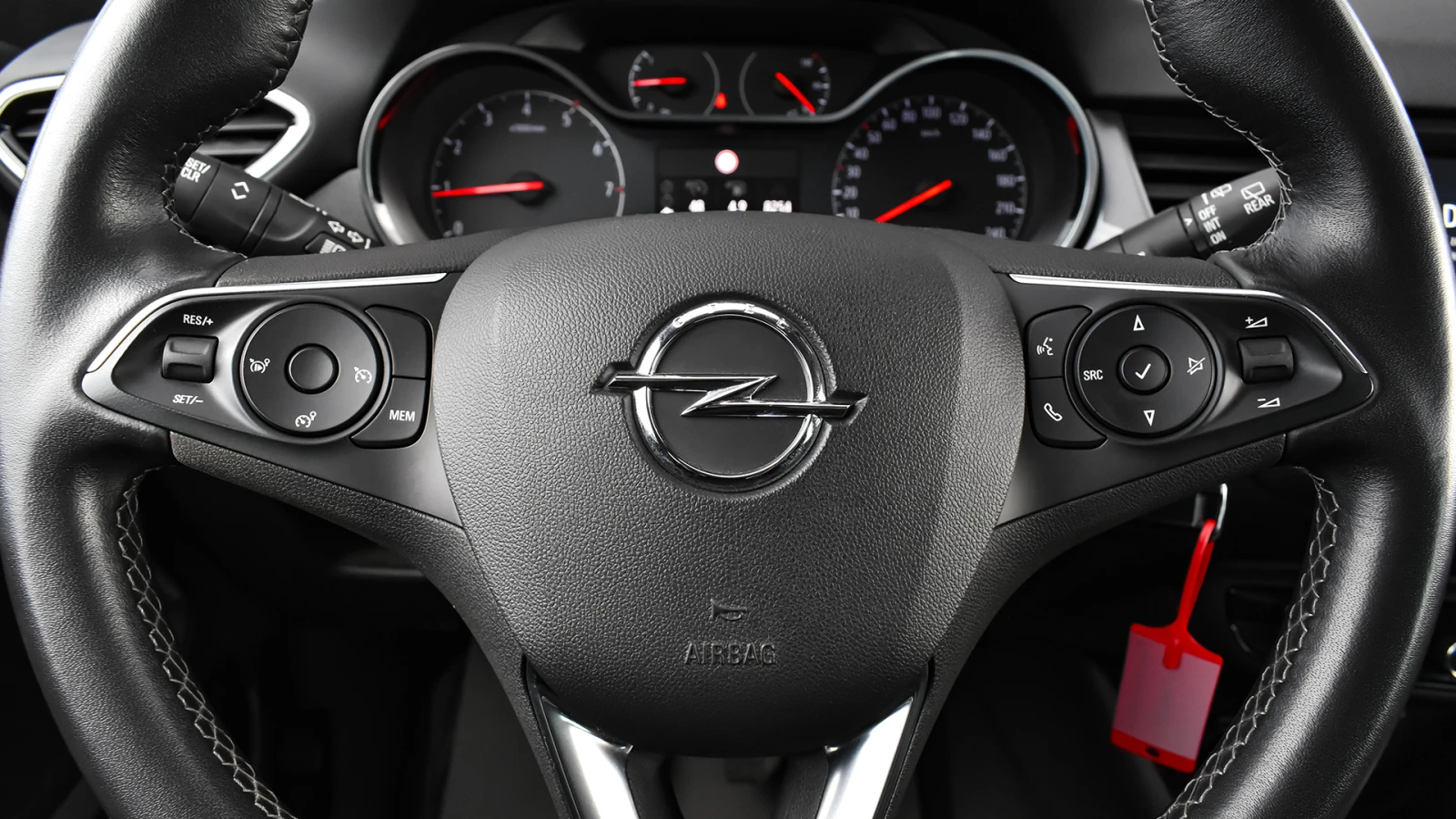 Opel Crossland X 1.5d Elegance, снимка 13 - Автомобили и джипове - 54087362