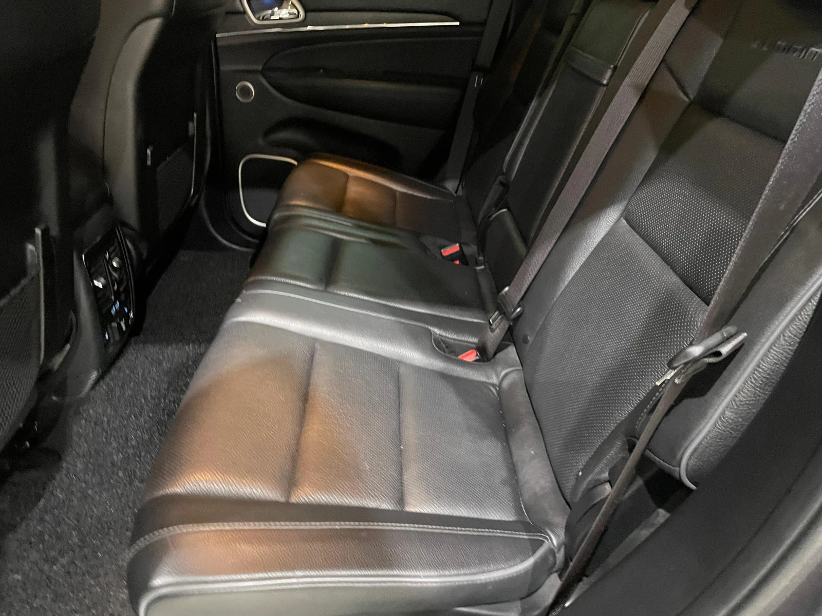 Jeep Grand cherokee 3.6 V6 FaceLift ! Summit !, снимка 10 - Автомобили и джипове - 54133934