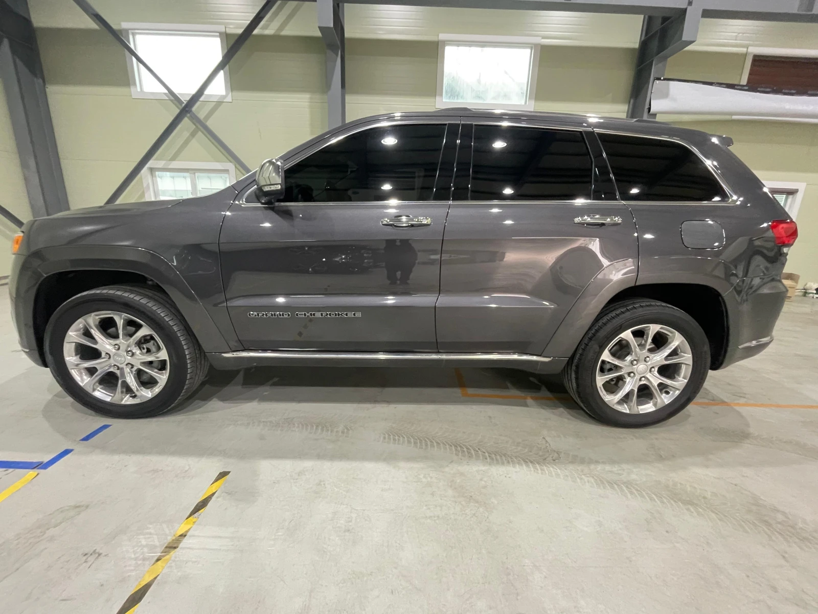 Jeep Grand cherokee 3.6 V6 FaceLift ! Summit !, снимка 4 - Автомобили и джипове - 54133934