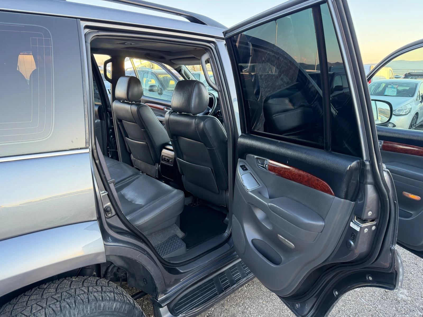 Toyota Land cruiser 4.0 LIMITED ГЪРЦИЯ ГАЗ, снимка 12 - Автомобили и джипове - 54140008