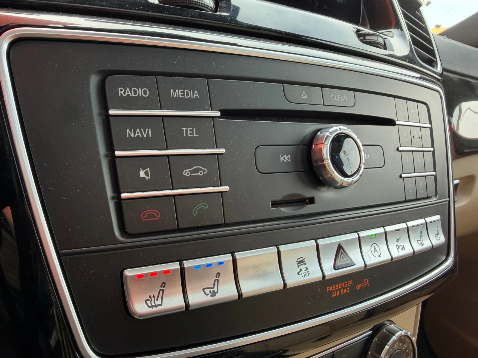 Mercedes-Benz GLE 350 AMG* COUPE* ВАКУМ* Панорама* Обдухване, снимка 13 - Автомобили и джипове - 54179255