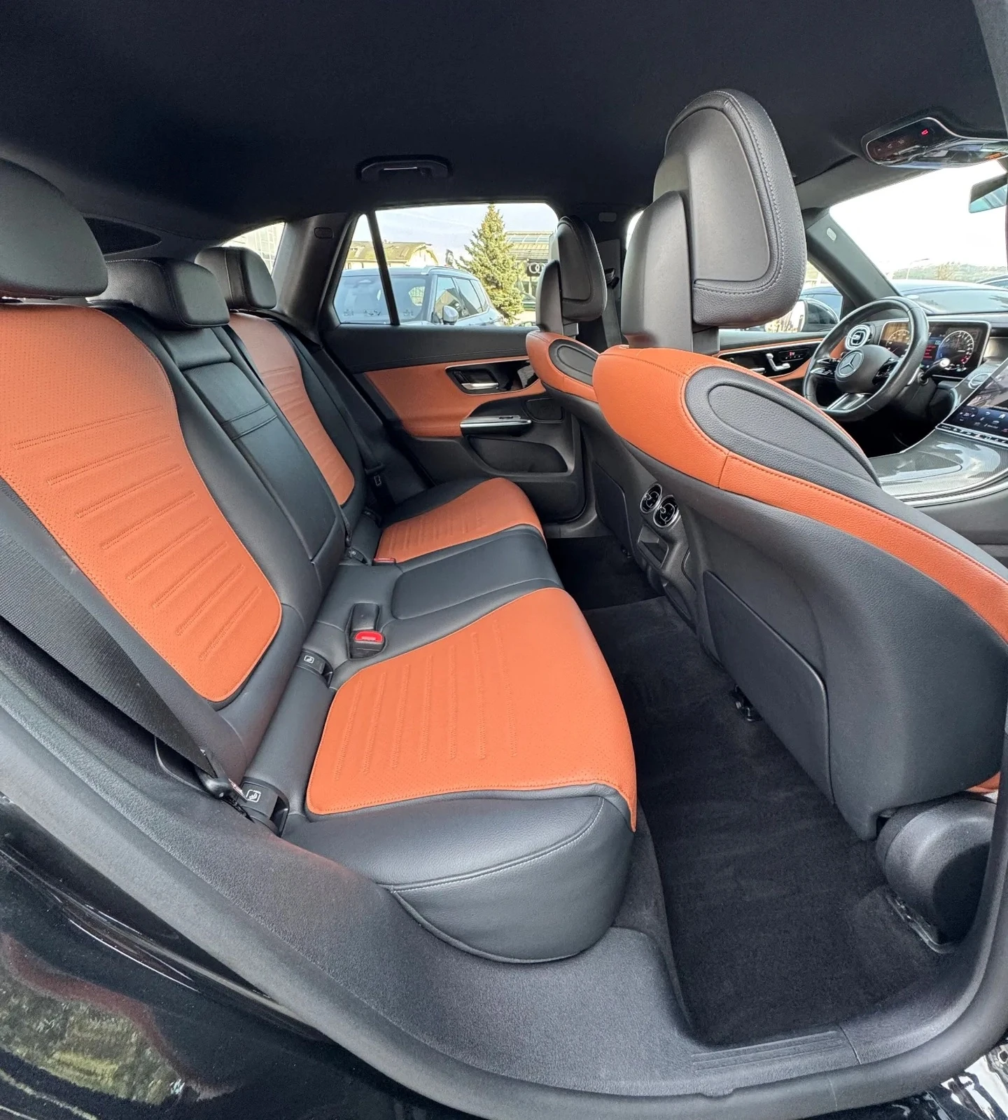 Mercedes-Benz GLC 300 e 4MATIC Off-Roader, снимка 7 - Автомобили и джипове - 54354541