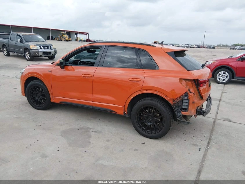 Audi Q3 2.0l Premium 45 Tfsi S Line Quattro Tiptronic, снимка 3 - Автомобили и джипове - 54518094