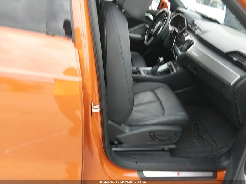 Audi Q3 2.0l Premium 45 Tfsi S Line Quattro Tiptronic, снимка 5 - Автомобили и джипове - 54518094
