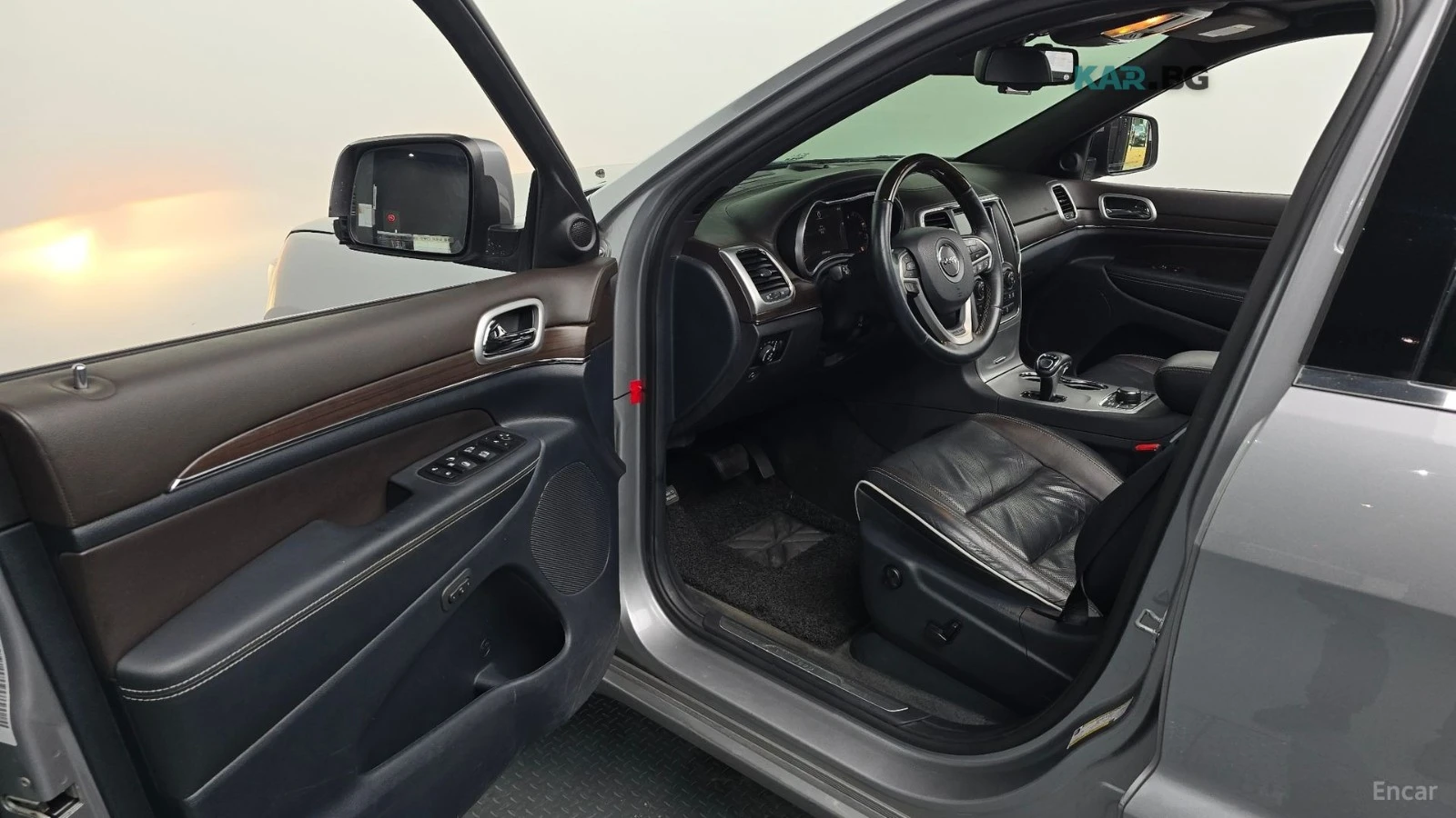 Jeep Cherokee 3.6 / OVERLAND / DISTRONIC / ����� / ��������  | Mobile.bg � ����������� 10