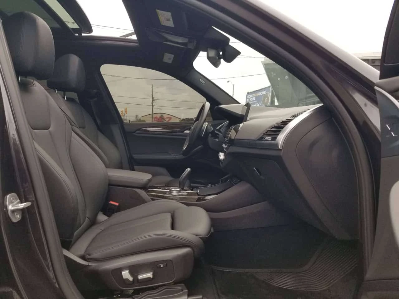 BMW X3 * 30i * NO ACCIDENT| NAV| PANO| CAMERA, снимка 10 - Автомобили и джипове - 56165493