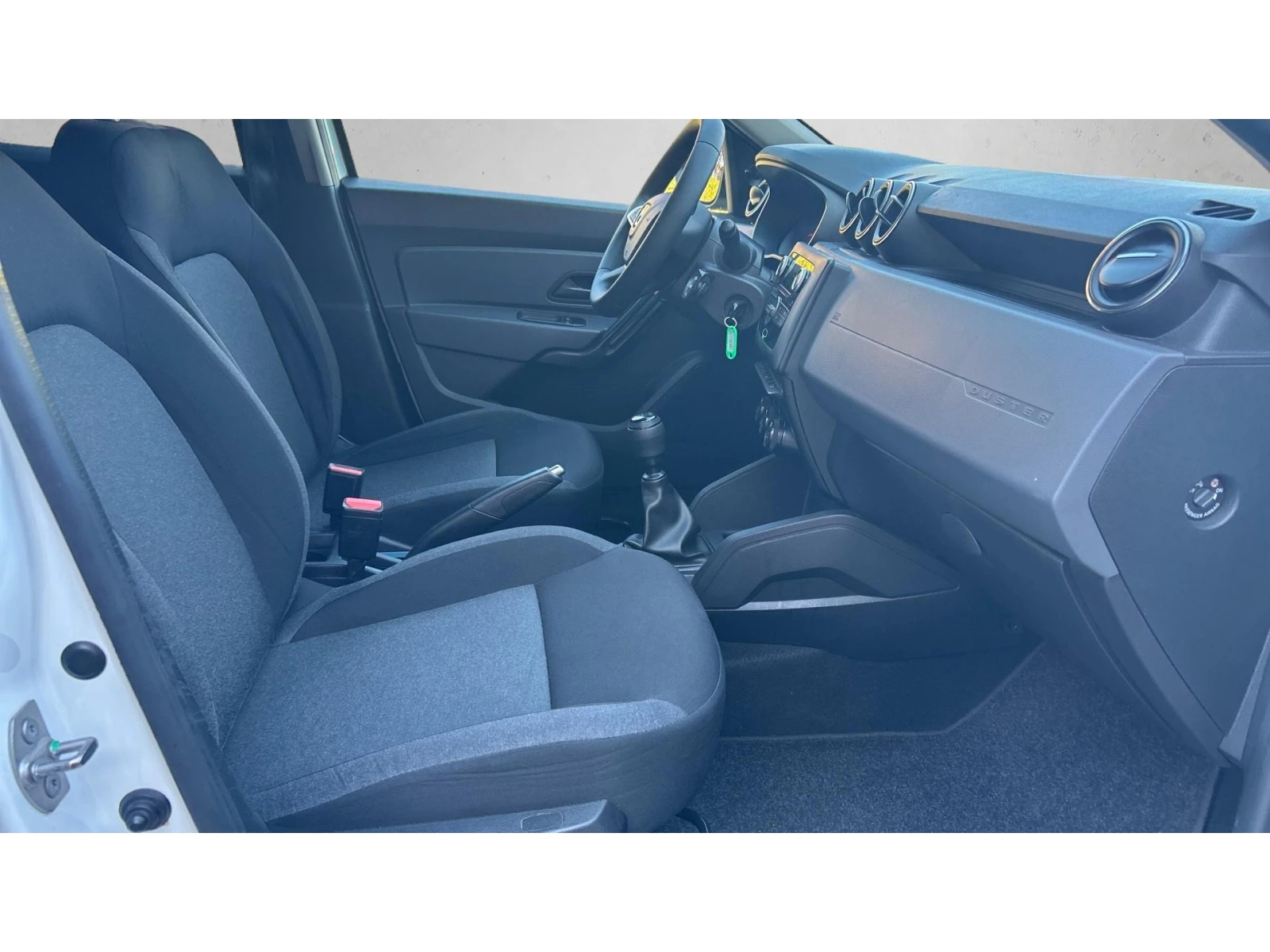 Dacia Duster  1. 5 dCi 4WD, Месечна вноска от 222  , снимка 9 - Автомобили и джипове - 56322063