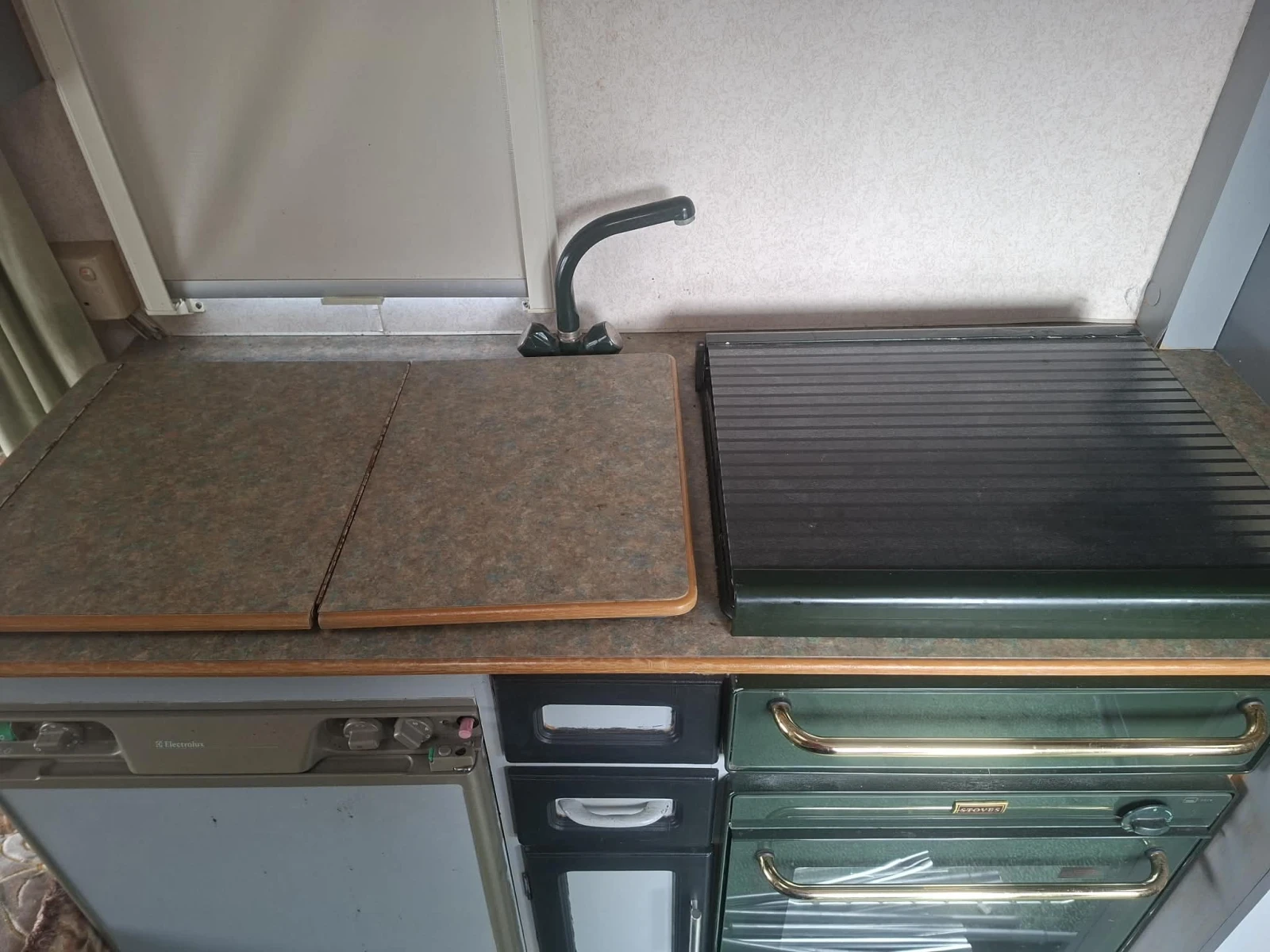 �������� Swift Caprice 2/420 | Mobile.bg � ����������� 8