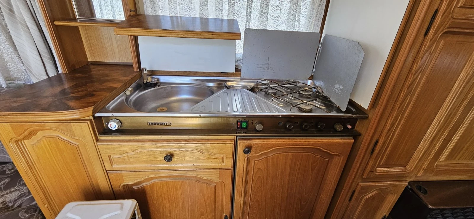 Каравана Tabbert, снимка 9 - Каравани и кемпери - 54171339