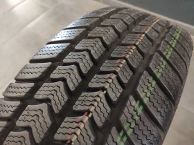 Гуми Зимни 215/65R16, снимка 4