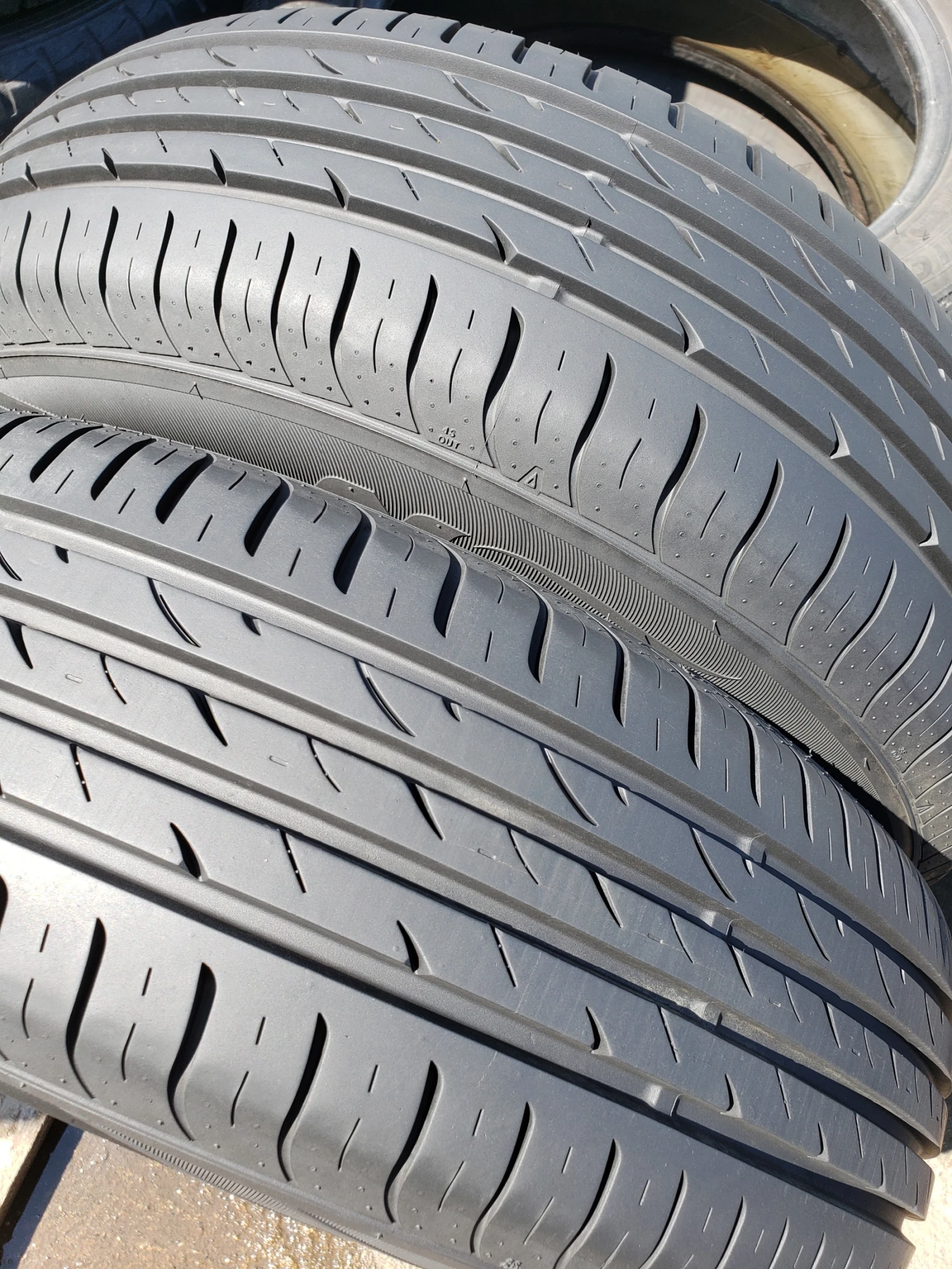 Гуми Летни 205/70R14, снимка 3 - Гуми и джанти - 54105340