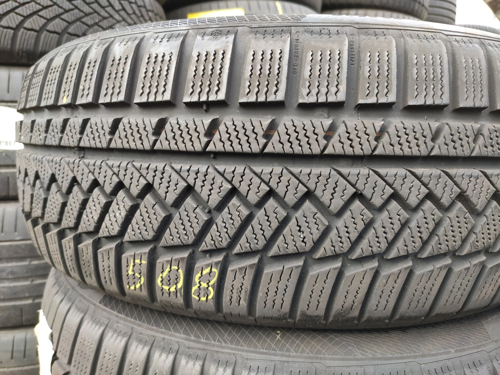 Гуми Зимни 215/55R18