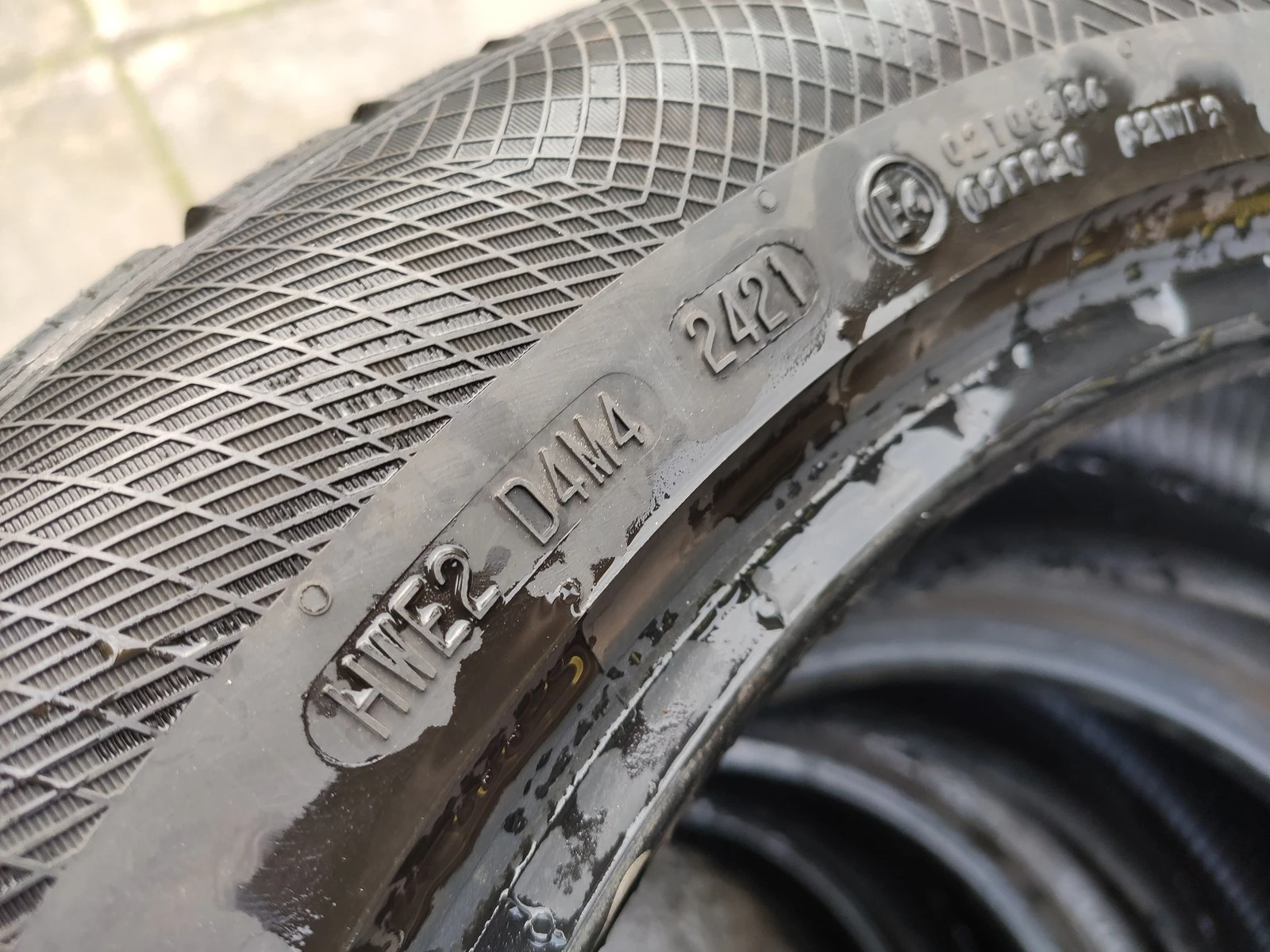 Гуми Зимни 215/55R18, снимка 9 - Гуми и джанти - 56725422