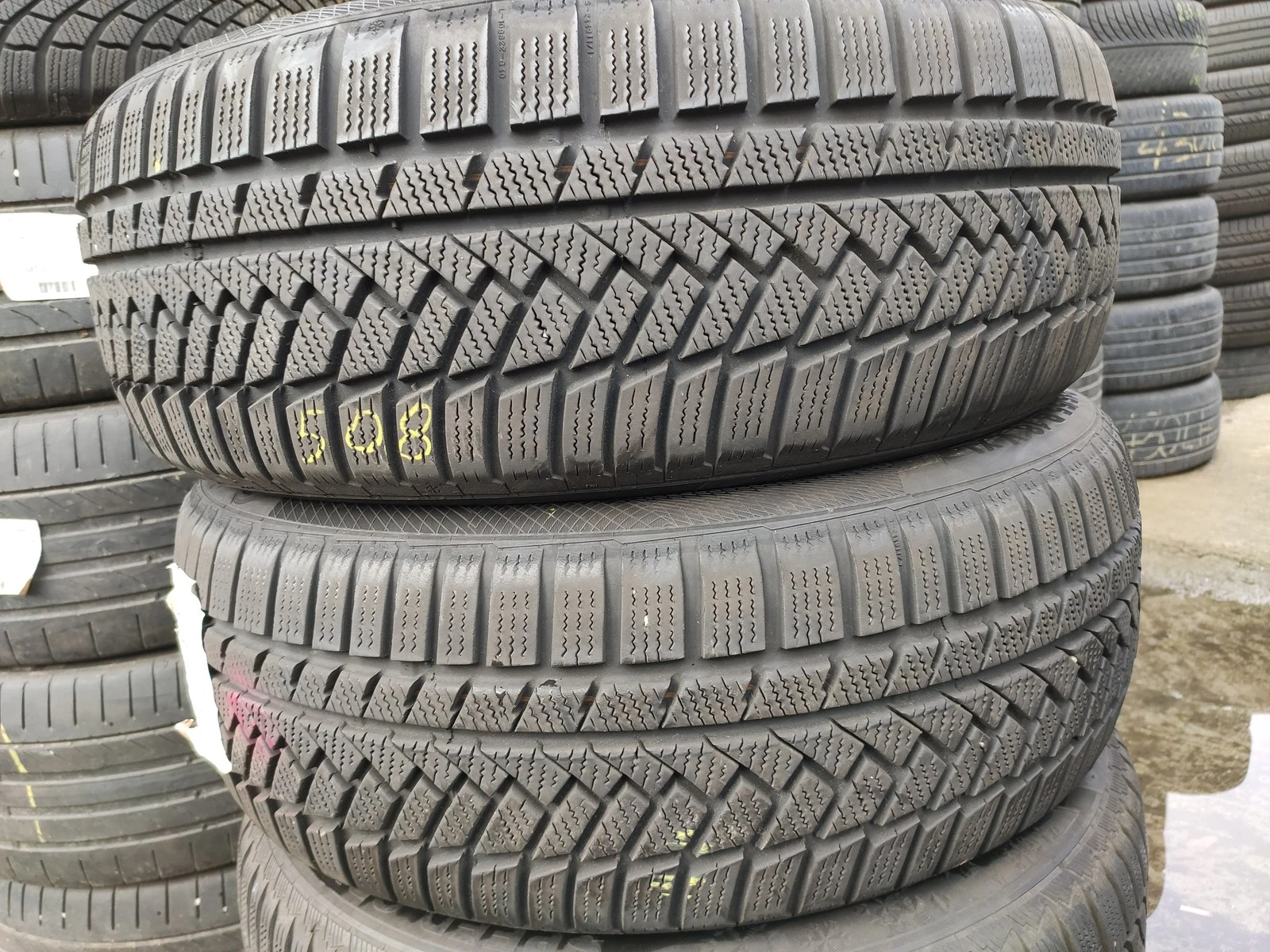 Гуми Зимни 215/55R18, снимка 5 - Гуми и джанти - 56725422