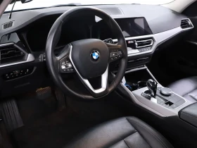 BMW 320 190HP/LUXURY/CAM/NAVI/KLESS/CARPLAY/TRG8 | Mobile.bg    9