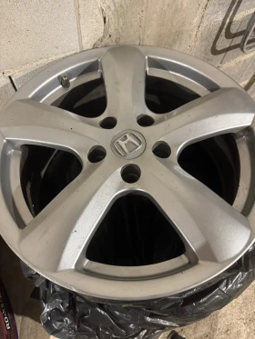 Honda Accord 2.4 I-VTEC - 4300 € / 8410.07 лв. - 67843610 15