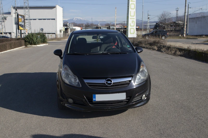 Opel Corsa 1.7 CDTI, снимка 2 - Автомобили и джипове - 49578312